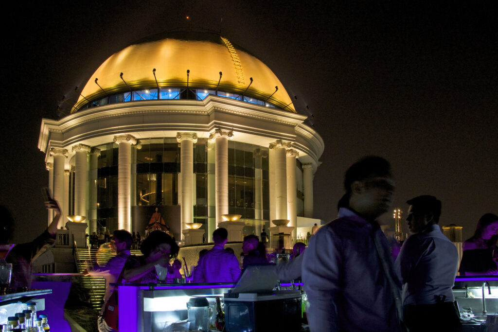 Lebua State Tower - Sirocco Rooftop Bar